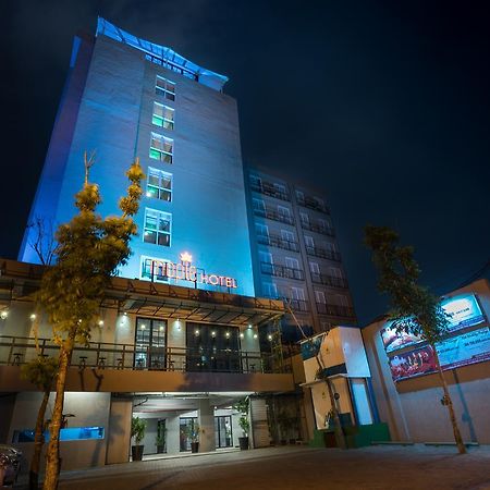 Maple Hotel Grogol Jakarta Buitenkant foto